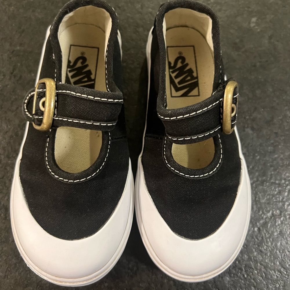 Vans Kids Black and White Buckle Sneakers Maryjane